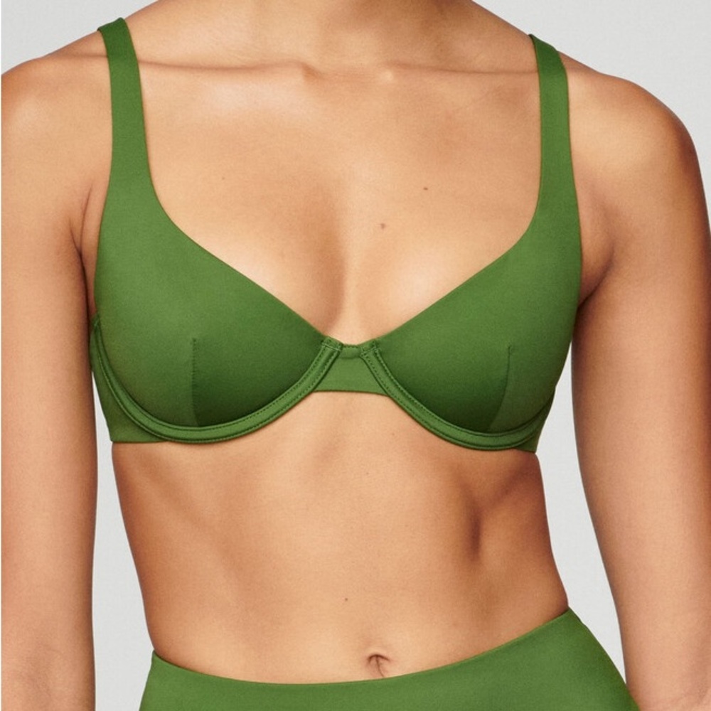 CUUP Scoop Neck Bikini Top Seaweed Green Size 12